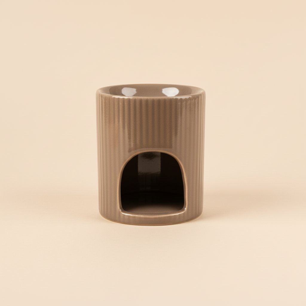 Quemador taupe fondo beige